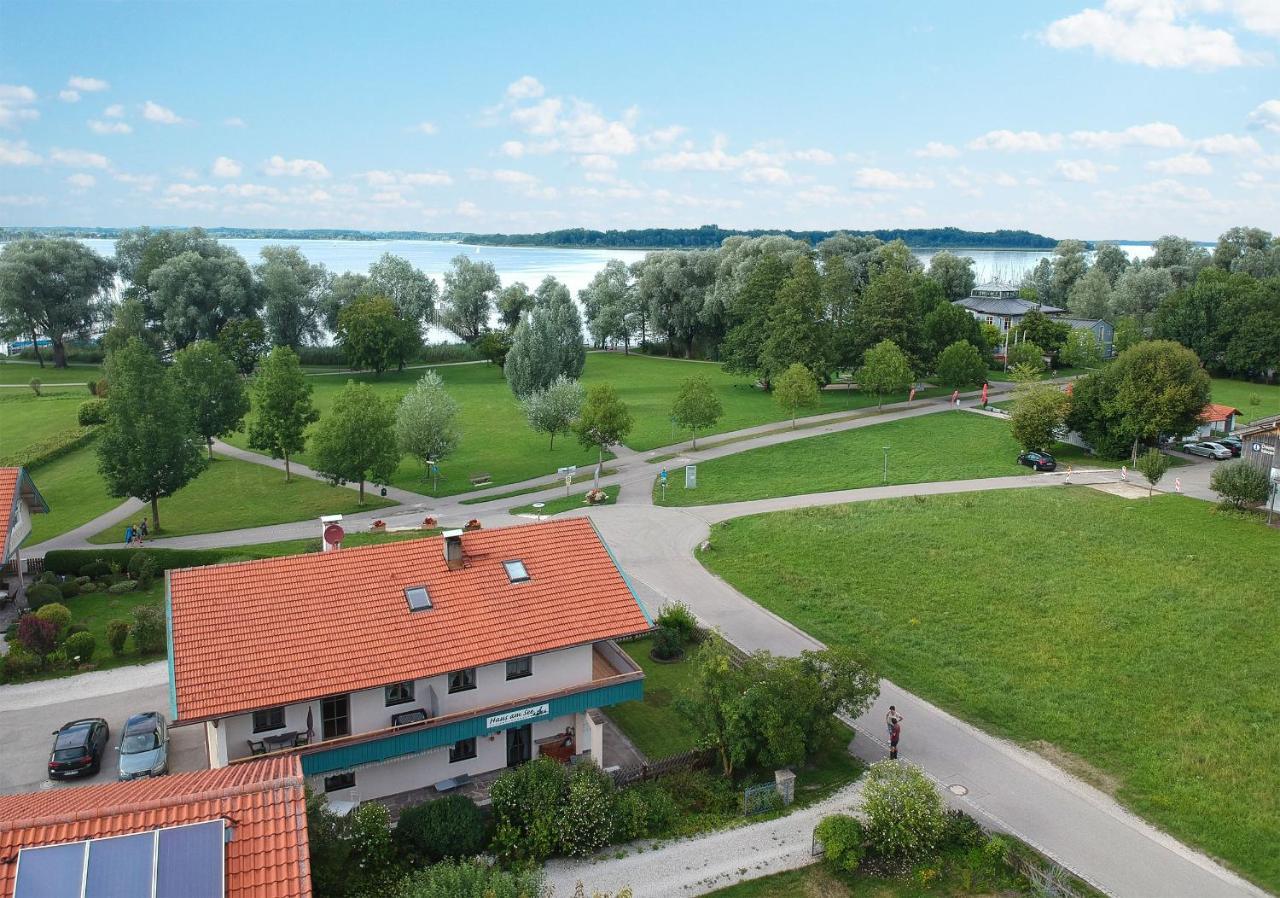 Ferienwohnungen Haus Am See Bernau am Chiemsee Εξωτερικό φωτογραφία